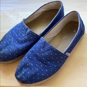 toms slip-ons